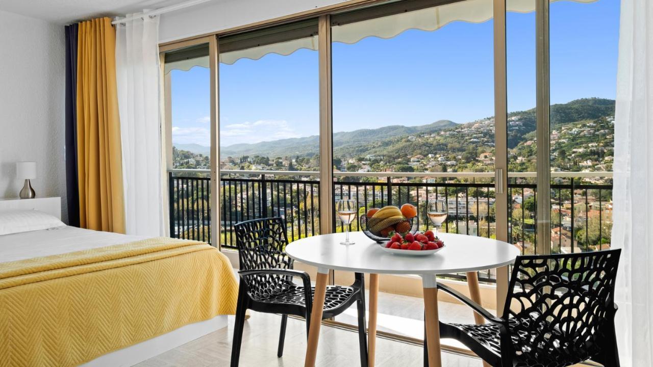Cannes Marina Appart Hotel Mandelieu ภายนอก รูปภาพ